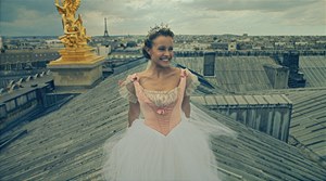 "Find me in Paris": Internationale Fantasy-Serie startet im ZDF