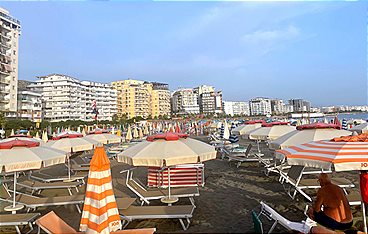 Kritisch reisen: Albanien - Wilde Schönheit und Beton