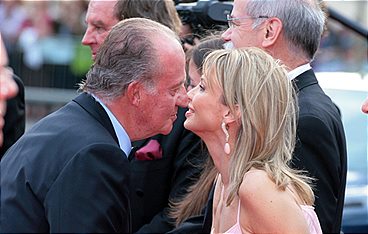 Sex, Macht und Lügen: Hinter Palastmauern