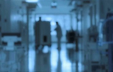 Wenn Ärztinnen zu Opfern werden: Machtmissbrauch in Schweizer Spitälern