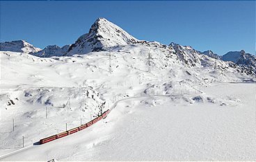 Winterwunderland Schweiz per Bahn