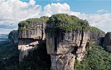 Die geheimnisvolle Felskunst Amazoniens