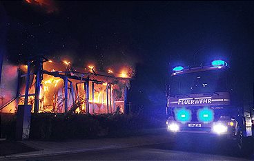 1.000 Grad: Feuerwehr hautnah