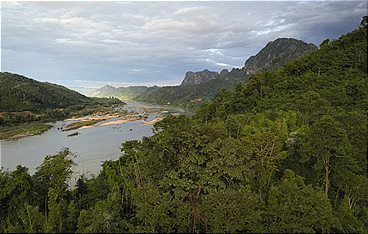 Auf dem Mekong durch Laos