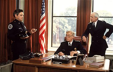 Police Academy ... Dümmer als die Polizei erlaubt