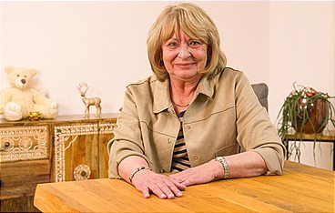 Liebesg'schichten und Heiratssachen
