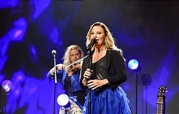 Katharina Straßer - 50+ Jahre Austropop