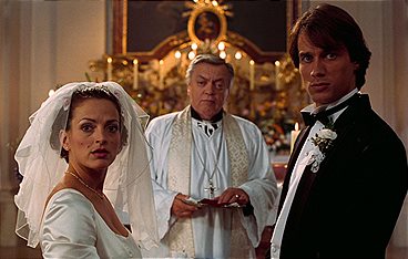 Zwei Frauen, ein Mann und ein Baby