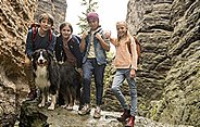 Im Bild: Marinus Hohmann (Julian), Allegra Tinnefeld (George), Ron Antony Renzenbrink (Dick), Amelie Lammers (Anne).