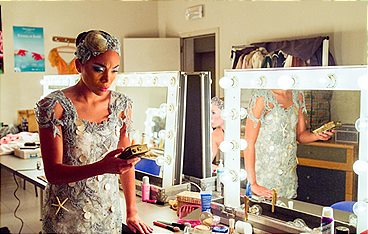 Spellbound - Verzaubert in Paris