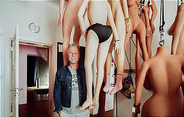 JENKE. Experiment Liebe: Von Dating App bis Sex-Roboter - Wie lieben wir in Zukunft?