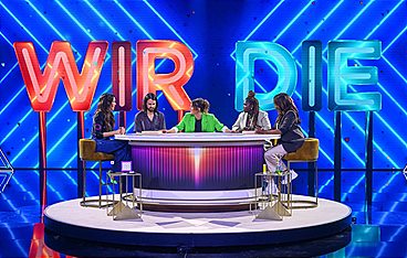 Wir gegen die! Die Kebekus Geschwister Show