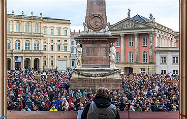 Wahlkreis Potsdam: Polit-Promis und Proteste