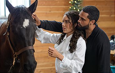 Unwrapping Christmas - Ein Weihnachtsprinz für Mia