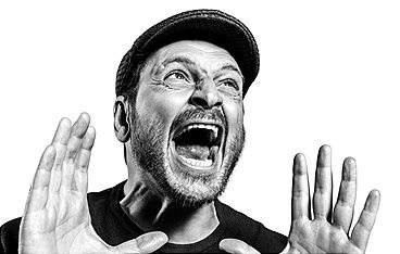 Kaya Yanar Live Programm "Fluch der Familie"