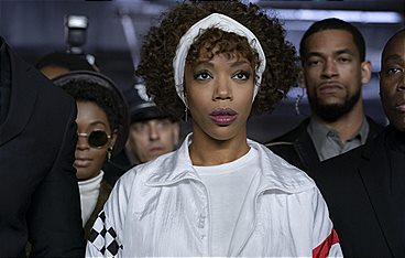 Whitney Houston: I wanna dance with somebody