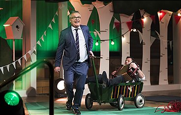 Jürgen B. Hausmann: Frühling, Flanzen, Feiertare