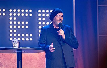 Torsten Sträter: "Schnee, der auf Ceran fällt"