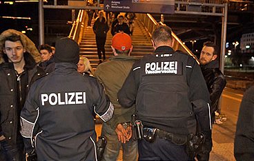 Bundespolizeidirektion Berlin - Einsatz Tag und Nacht