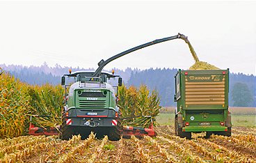 Hightech auf dem Acker - Einsatz für die Ernte-Giganten