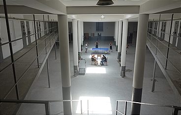 Überleben hinter Gittern